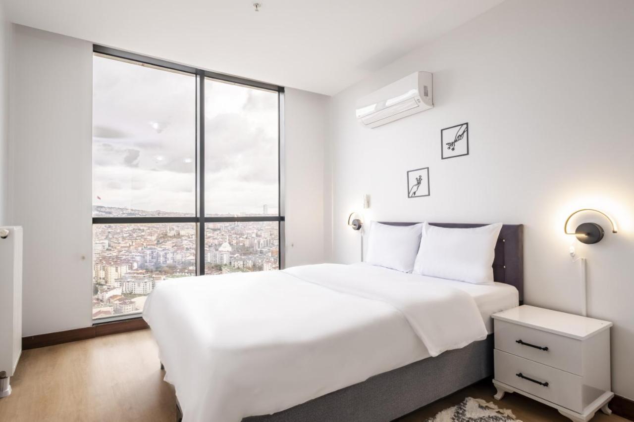 Charming Flat With City View In Atasehir Estambul Exterior foto