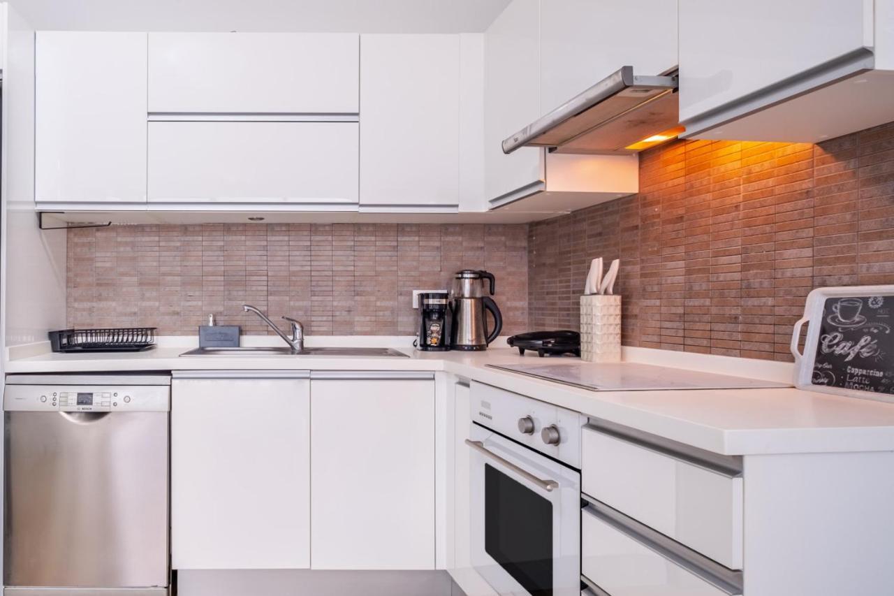 Charming Flat With City View In Atasehir Estambul Exterior foto